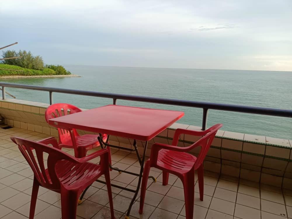 Paradise Seaview Homestay Port Dickson Exterior photo